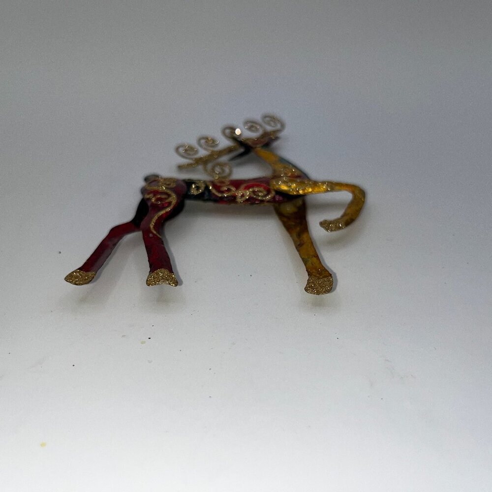 Vintage Pier One Pier 1 Metal Glitter Reindeer Decor Ornament About 7 inches ish - Picture 3 of 10